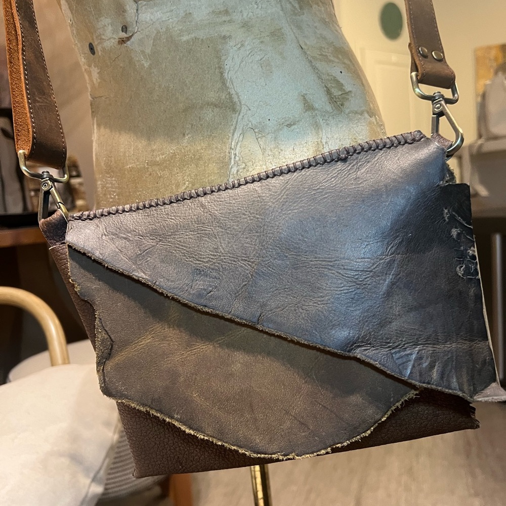 Vintage Leather Crossbody Bag